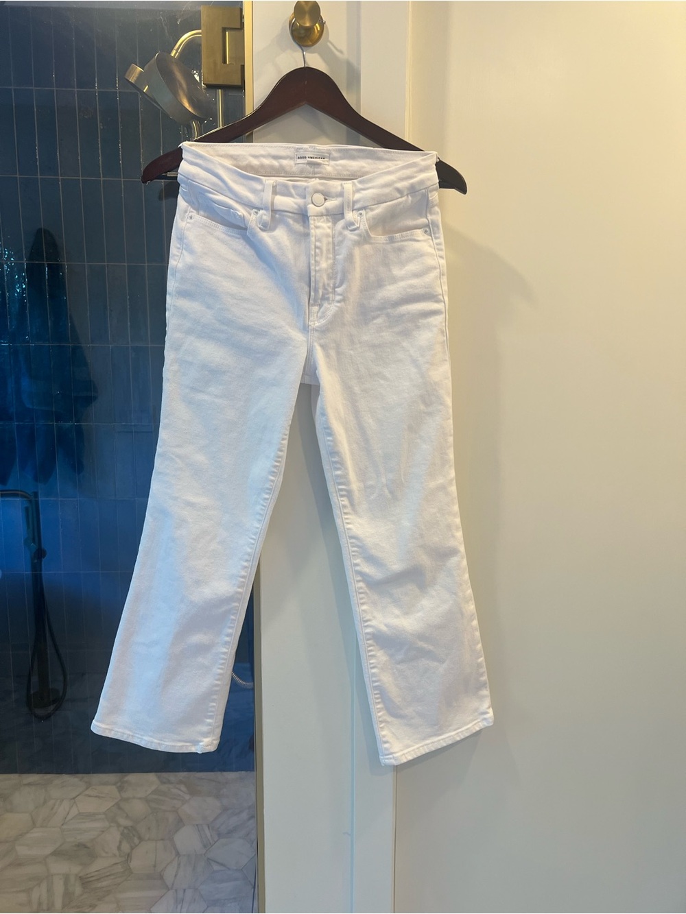 Good American Good Legs Crop Mini Boot White Jeans Size 2/26